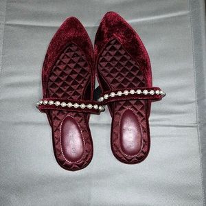 NWT Velvet mules with pearl detailing